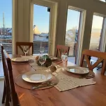 Holiday home Modern Waterfront Rorbu With Terrace And Stunning Sea View - Free Parking