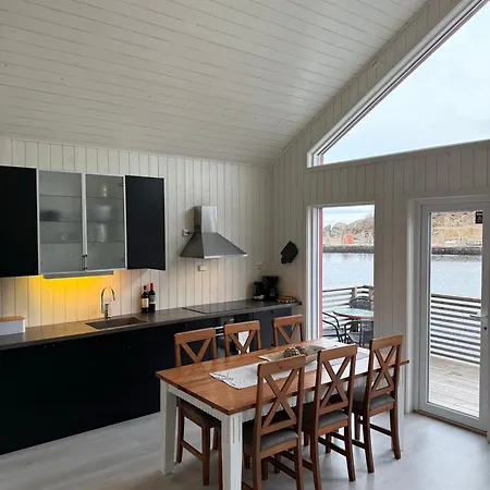 Modern Seaview Rorbu - Free Parking - Odinbua Сasa de vacaciones Stamsund