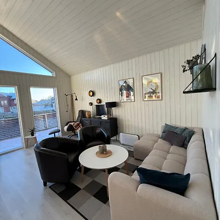 Modern Waterfront Rorbu With Terrace And Stunning Sea View - Free Parking 度假居 斯塔姆松